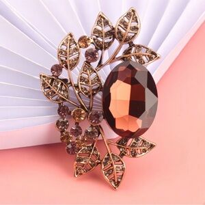 Gold-Tone Leaf Brooch with Amber Faceted Stone